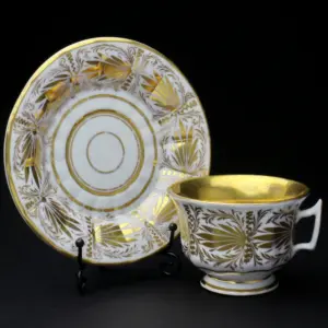 Biedermeier porcelánový šálek s podšálkem Doubí u Karlových Varů (Aich), kolem 1855